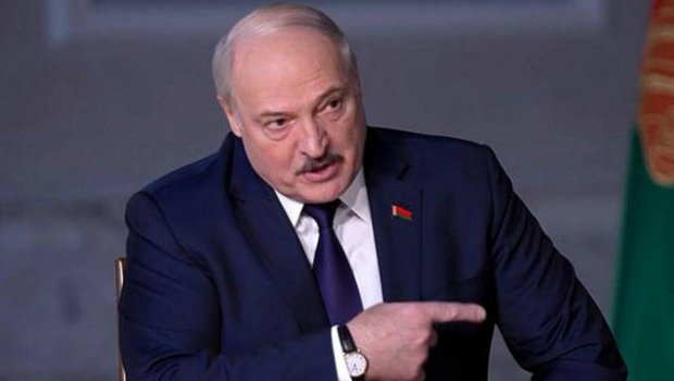 Lukaşenko: "Müxalifət ölümümü gözləməsin"