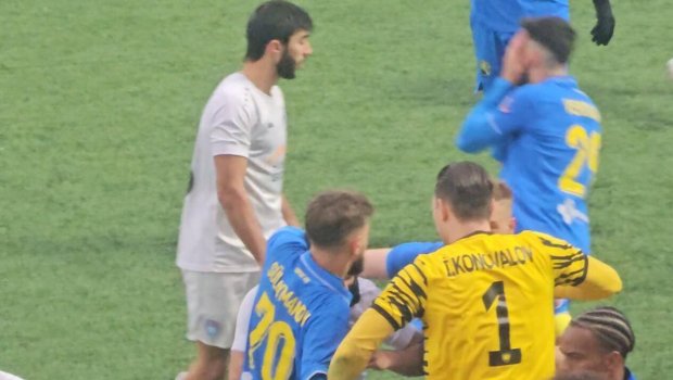 Tovuzda futbolçular dalaşdı - VİDEO