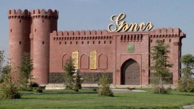 Gəncədə qonşular arasında davada qadın DÖYÜLDÜ
