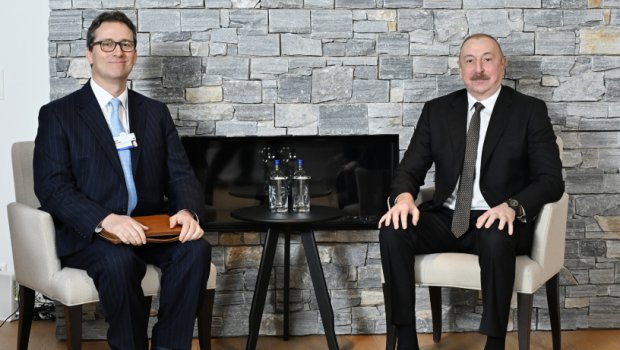 Prezident Davosda “OliverWyman Group” şirkətinin Baş icraçı direktoru ilə GÖRÜŞDÜ - FOTO
