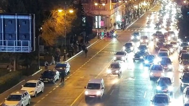 Bakının bəzi yollarında TIXAC VAR - FOTO