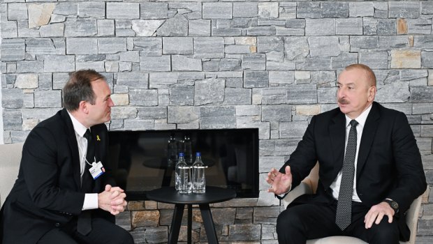 İlham Əliyev Davosda ABŞ-ın Xristian Liderlər Konqresinin rəhbəri ilə görüşüb