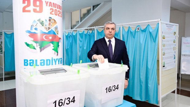 Prezident Administrasiyasının rəhbəri səs verdi &ndash; FOTO