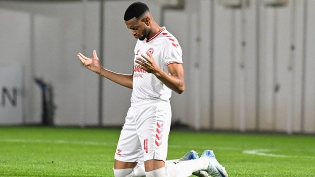 “Qarabağ” və “Neftçi” bu futbolçu ilə MARAQLANIR