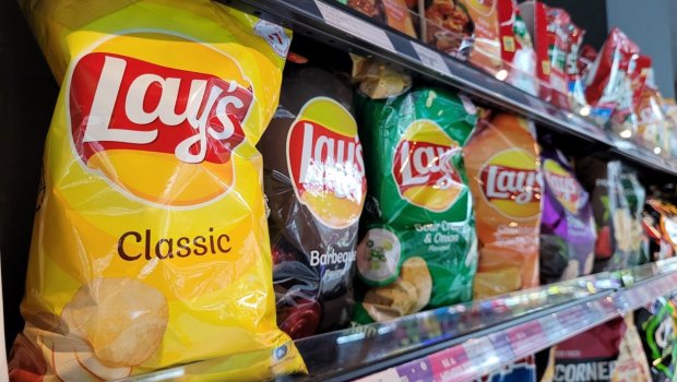 &ldquo;Lay's&rdquo; bazardan ÇIXARILIR: Ölüm riski var
