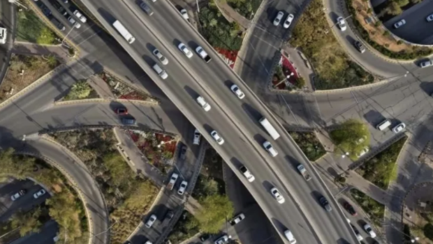ŞAD XƏBƏR: Yeni yollar çəkilir, tıxaclardan qurtuluruq