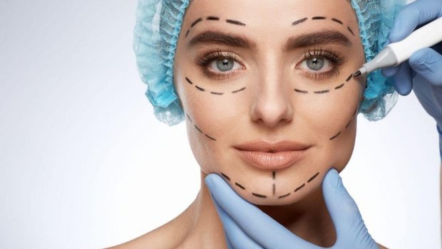 Nazirliyə cəmi 82 plastik cərrah sənədlərini təqdim edib &ndash; RƏSMİ