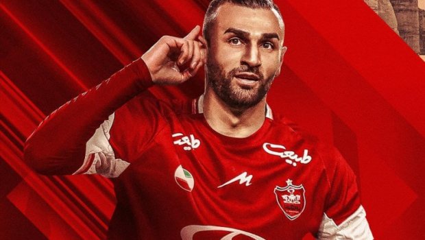 “Fənərbağça”nın sabiq futbolçusu İran klubuna keçdi
