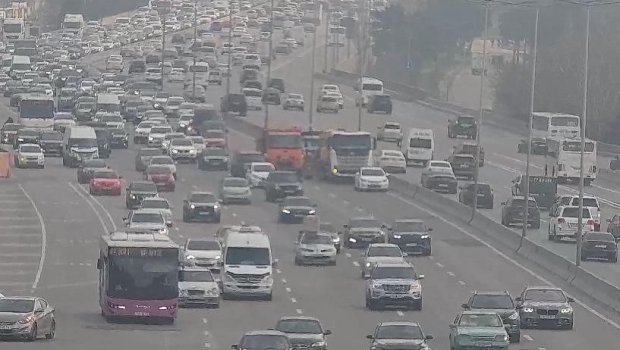 DİQQƏT! Bakı-Sumqayıt yolunda yenə tıxac var &ndash; FOTO