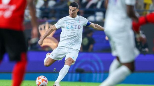 Ronaldo: "Barselona"ya keçə bilərdim"