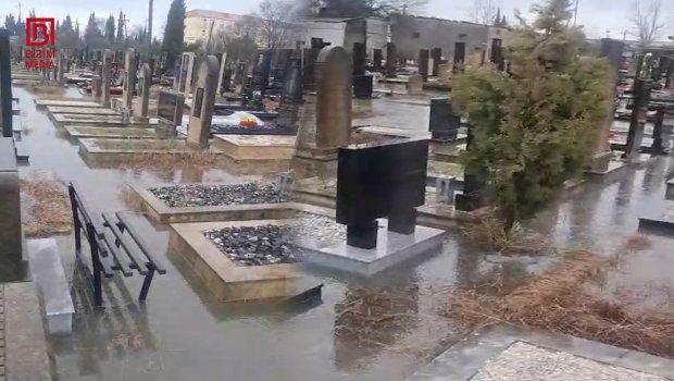 Lənkəran qəbiristanlığı su altında QALDI &ndash; VİDEO