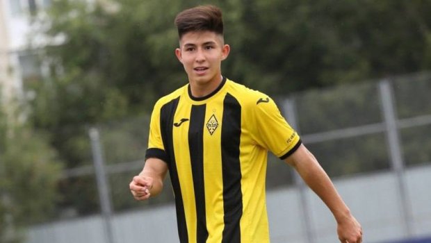 “Çelsi” 16 yaşlı qazaxıstanlı futbolçu transfer etdi