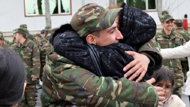 Hərbi hissələrdə görüşə məhdudiyyət qoyuldu