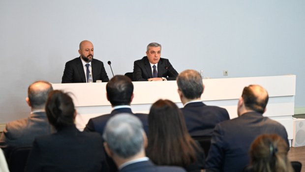Samir Nuriyev &ldquo;İçərişəhər&rdquo; qoruğunun yeni sədrini kollektivə təqdim etdi &ndash; FOTO