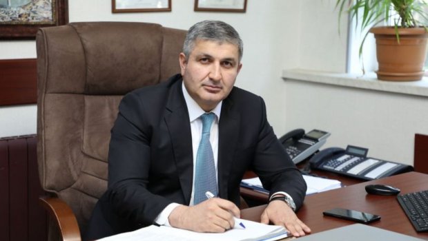 &ldquo;Azəriqaz&rdquo;ın vəzifəli şəxsi saxlanıldı - Cahid Hüseynovun adından SOCAR torpaqlarını sənədləşdirmək istəyirmiş - FOTO