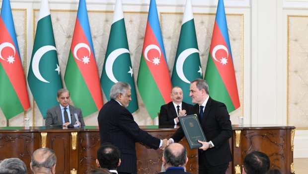 Azərbaycan ilə Pakistan arasında bir sıra sənədlər İMZALANDI - FOTO/VİDEO