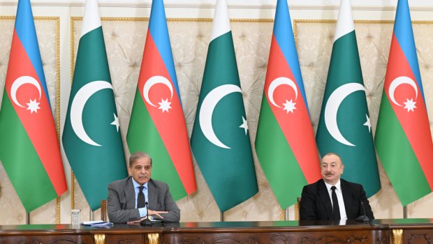 İlham Əliyev və Şahbaz Şərif mətbuata bəyanatlarla çıxış ediblər - FOTO/VİDEO