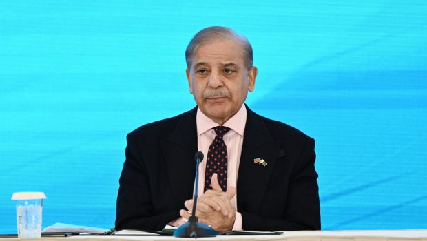 Şahbaz Şərif 7 saylı &ldquo;ASAN xidmət&rdquo; mərkəzini ziyarət etdi