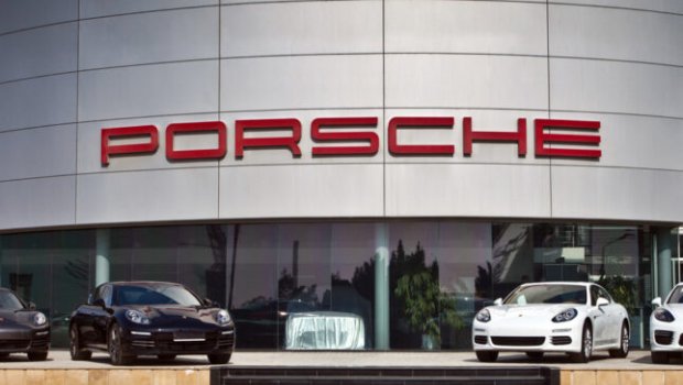 &ldquo;Porsche&rdquo; avtomobillərini Rusiyaya kimlər daşıyır? &ndash; AÇIQLAMA/VİDEO