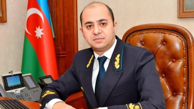 Yeni sədr Zaur Hüseynovun yaxın adamını İŞDƏN ÇIXARDI
