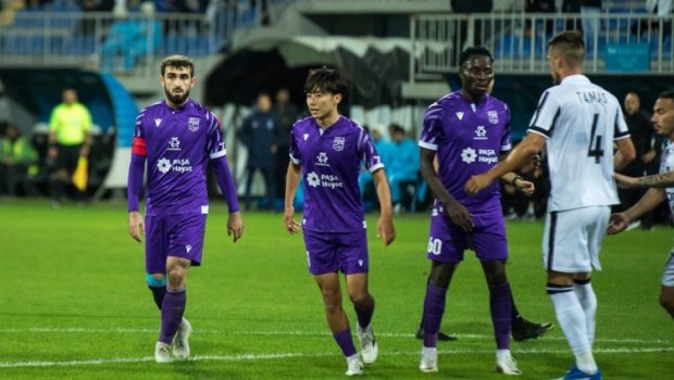 Premyer Liqa klubları “Sumqayıt”ın futbolçusu ilə MARAQLANIR