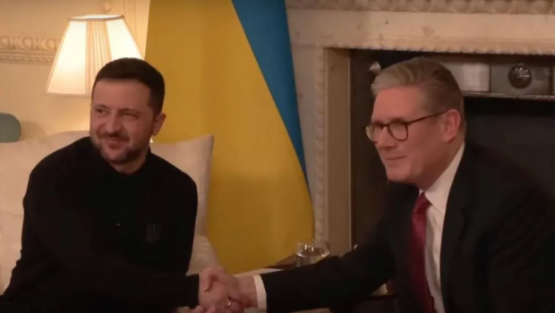 Starmer Zelenskiyə VƏD VERDİ: “London Kiyevi dəstəkləməyə davam edəcək” - VİDEO