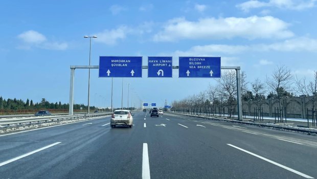 Yol nişanlarındakı Nardaran adı niyə &ldquo;Sea Breeze&rdquo;ə dəyişdirilib? &ndash; FOTO