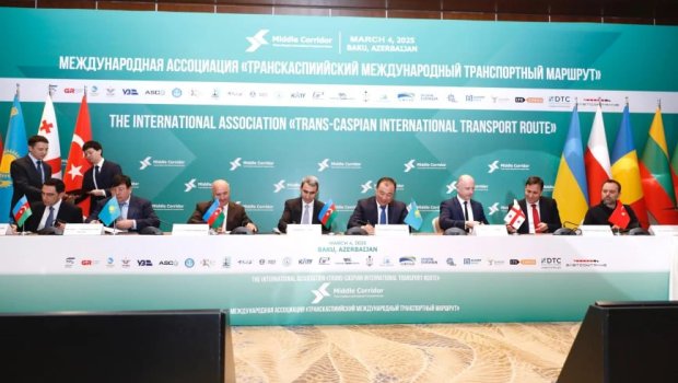 Bakıda Trans-Xəzər Beynəlxalq Nəqliyyat Marşrutu ilə bağlı MÜHÜM SAZİŞ &ndash; FOTO