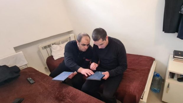 Separatçıların təcridxanadan FOTOLARI yayıldı