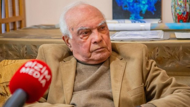 Cavanşir Quliyev: &ldquo;Gedim &ldquo;Təzə bazar&rdquo;a, əsərlərimi qoyum deyim, ay simfoniya alan...&rdquo; &ndash; VİDEOMÜSAHİBƏ