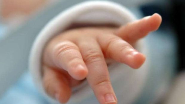 Sanitar qovşaqda dünyaya gətirdiyi uşağını öldürmək istəyən ANA: &ldquo;Çimizdirmək istəyirdim&rdquo; &ndash; ÖZƏL
