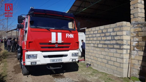 Göyçayda ev yandı - FOTO