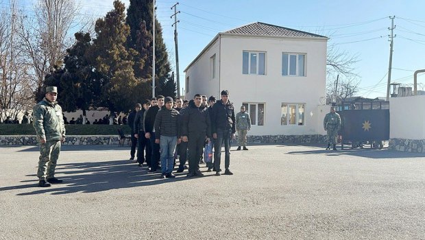 Azərbaycanda ehtiyatda olan hərbçilər təlimə çağırıldı &ndash; FOTO