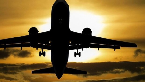 Hamburq aeroportunda bütün reyslər ləğv edildi - SƏBƏB