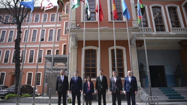 TDT-nin yenilənən bayrağına keçidlə bağlı rəsmi mərasim KEÇİRİLDİ - FOTO