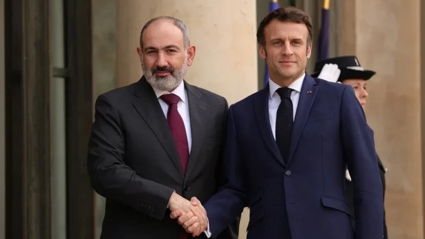 Paşinyan Makronla Azərbaycanla sülh sazişinin mətnini MÜZAKİRƏ ETDİ