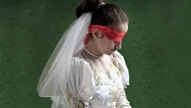 Ana olan 13 yaşlı qızın ailəsi həbs edilməlidir - Rayon deputatından sərt REAKSİYA