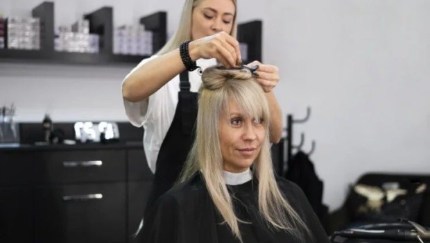 Qadınları 10 yaş cavanlaşdıran saç düzümü - FOTO