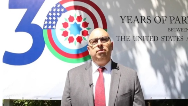 ABŞ Səfirliyinin müvəqqəti işlər vəkili Azərbaycan xalqını təbrik edib - FOTO