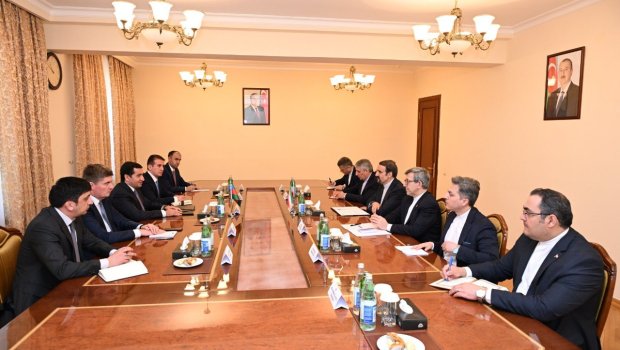 Hikmət Hacıyev İran Prezidentinin müşaviri ilə görüşdü – FOTO