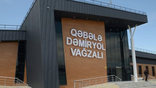 Sərnişinlər Qəbələ Dəmiryol Vağzalında gözləmə zalına niyə buraxılmırlar?