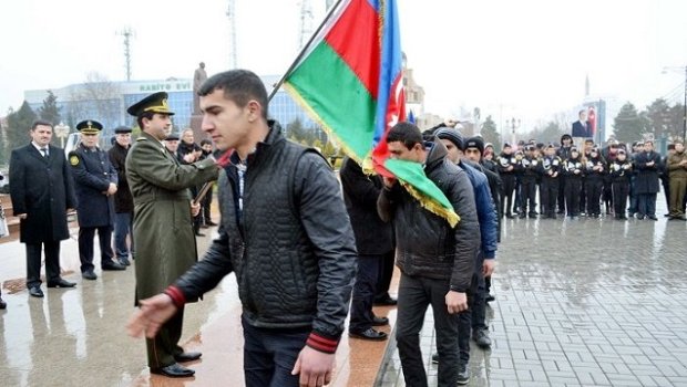 30 yaşdan yuxarı şəxslərə çağırış mesajı gəlir &ndash; SƏBƏB/FOTO
