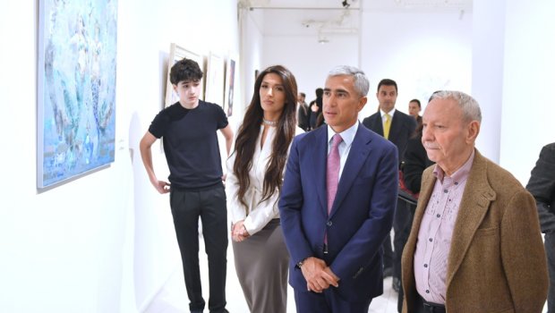 Müasir İncəsənət Muzeyində Nərmin Sadıqovanın “Mif” adlı fərdi sərgisi AÇILDI - FOTO