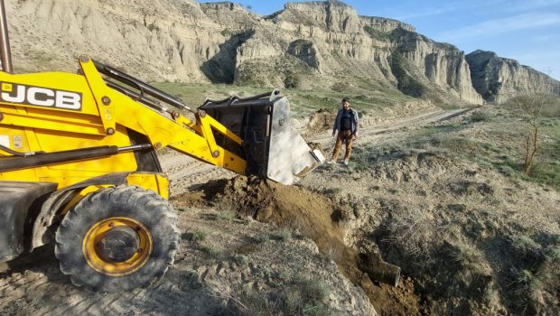 &ldquo;Axar-Baxar&rdquo; ın yolları qaydasına salınır - FOTO