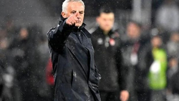 Mourinyo: “Fənərbağça”nın 35 milyon məşqçisi var”