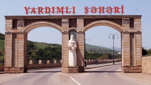 Yardımlıda QANDONDURAN OLAY - Ana 14 yaşlı qızını fahişəliyə cəlb edib