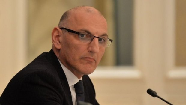 Elçin Əmirbəyov: “Ermənistan Konstitusiyası dəyişməlidir, əks halda sülh mümkün deyil”