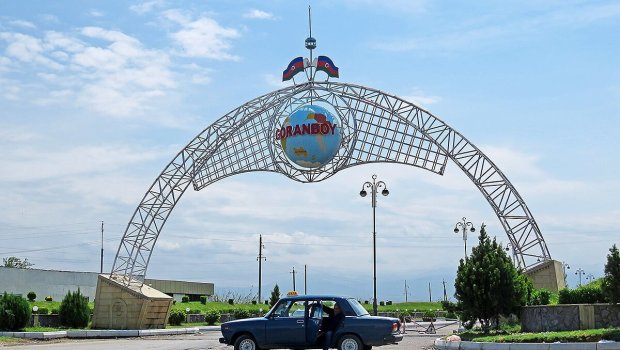 Goranboyda kanal daşdı, evləri su basdı