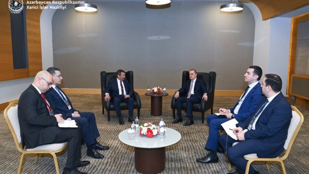 Ceyhun Bayramov Şimali Kiprdən olan həmkarı ilə regional təhlükəsizliyi müzakirə etdi - FOTO