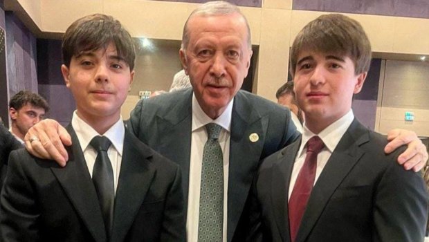 Prezidentin nəvələri Ərdoğanla GÖRÜŞDÜ – FOTO